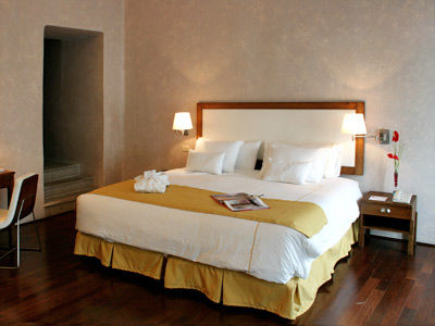 De Cortes Hotel 5*