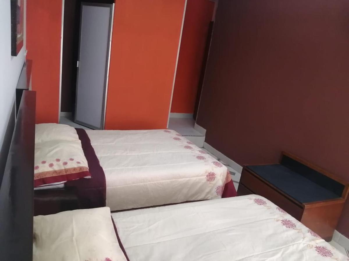 Plaza Mayor Guest house Mexico City