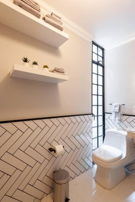 Restored Apt Condesa House *