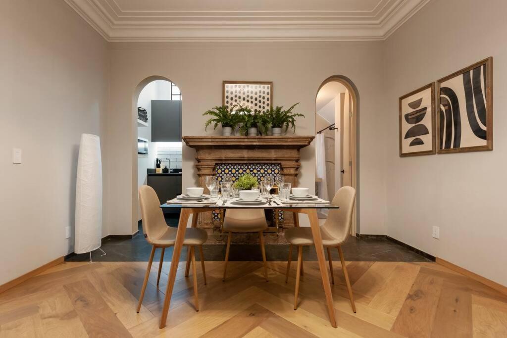 Restored Apt Condesa House