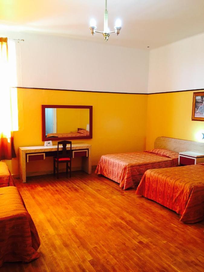 Hotel Isabel Mexico City