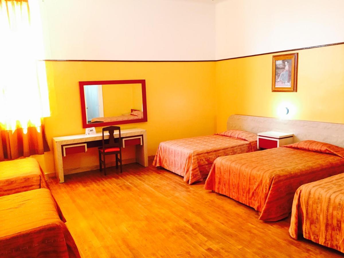 Isabel Hotel