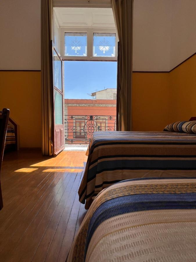 Isabel Hotel
