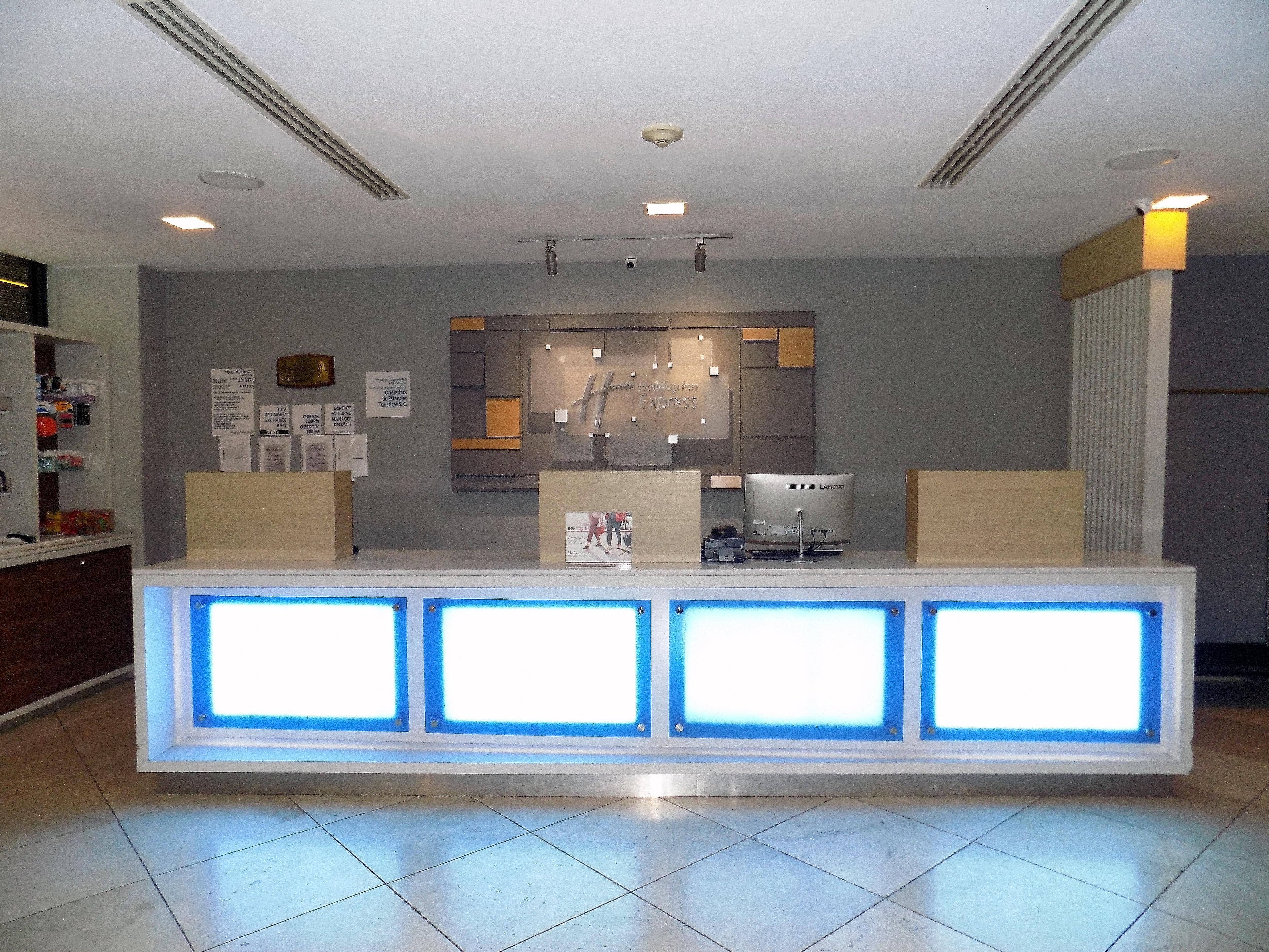 Express Santa Fe By Ihg Hotel 4*