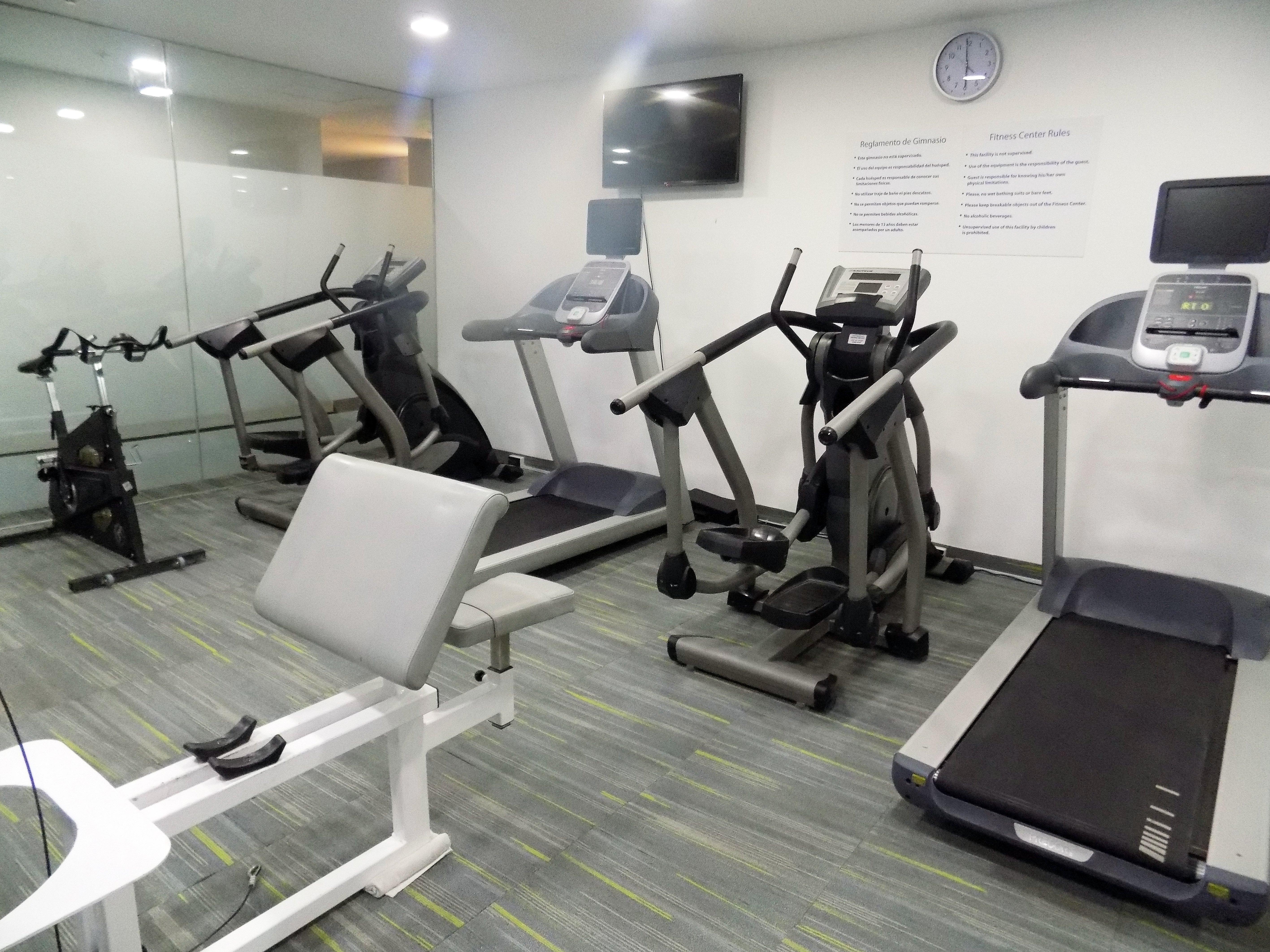 Hotel Express Santa Fe By Ihg 4*