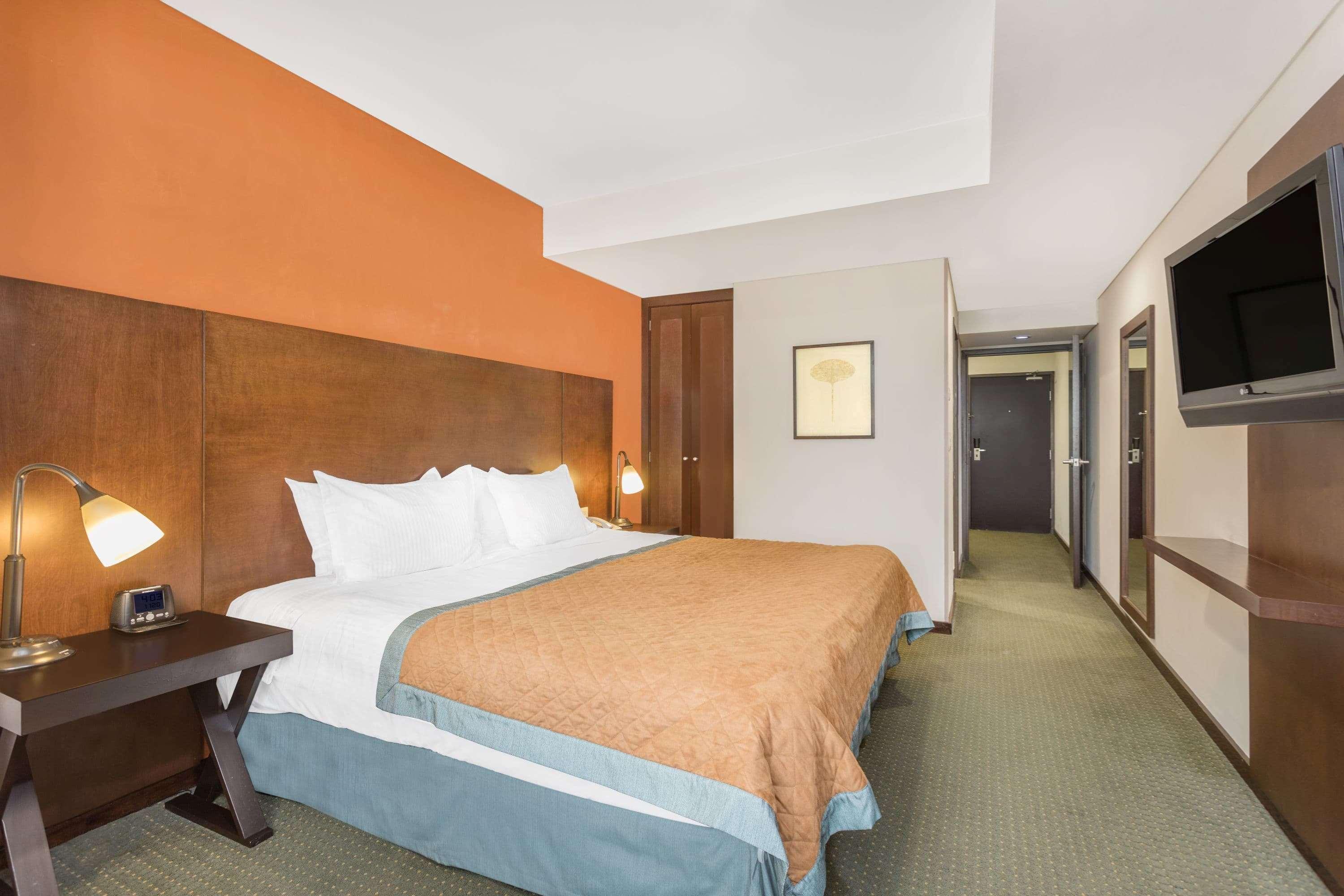 Wyndham Garden - Polanco Hotel