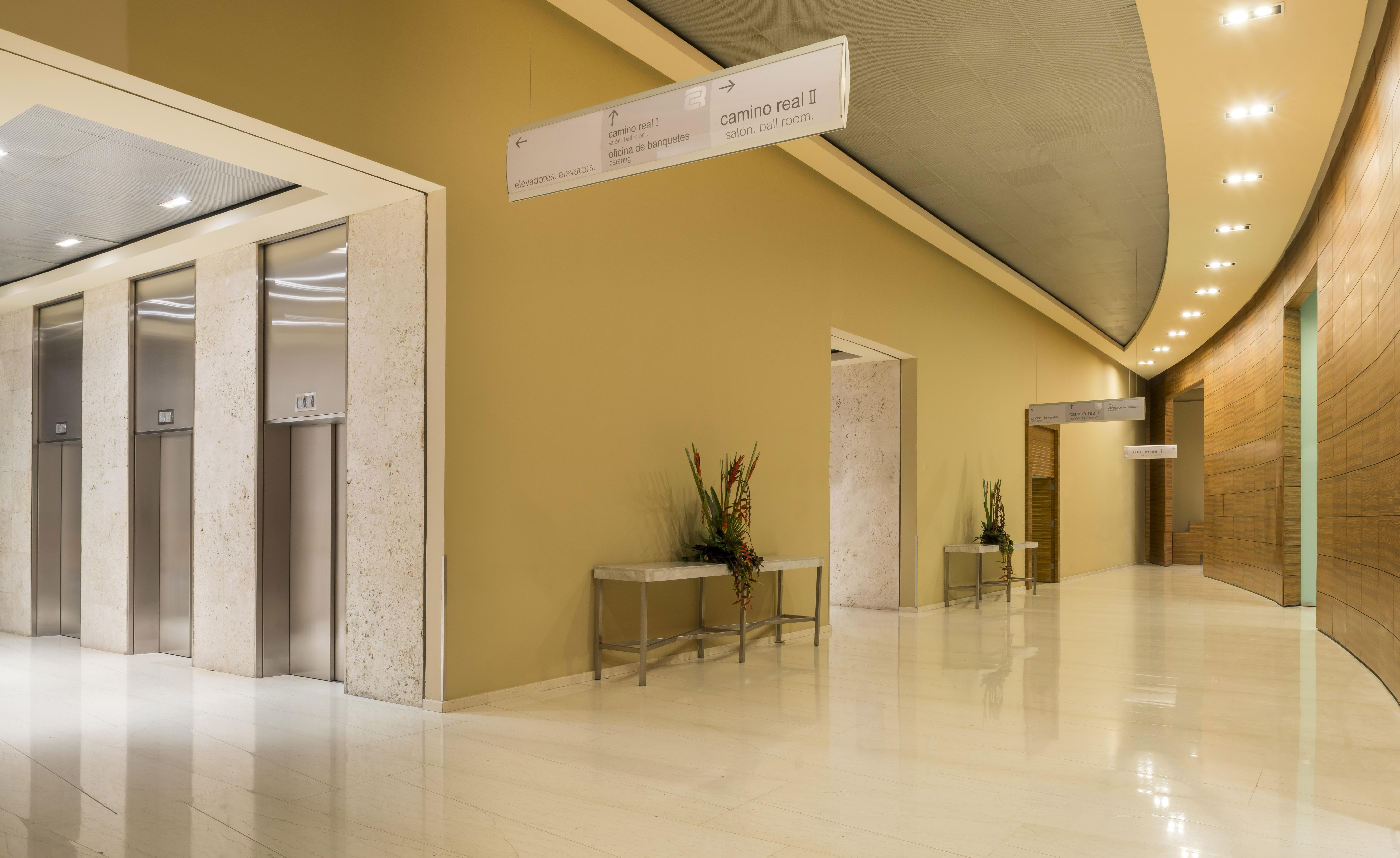 Hotel Camino Real Santa Fe