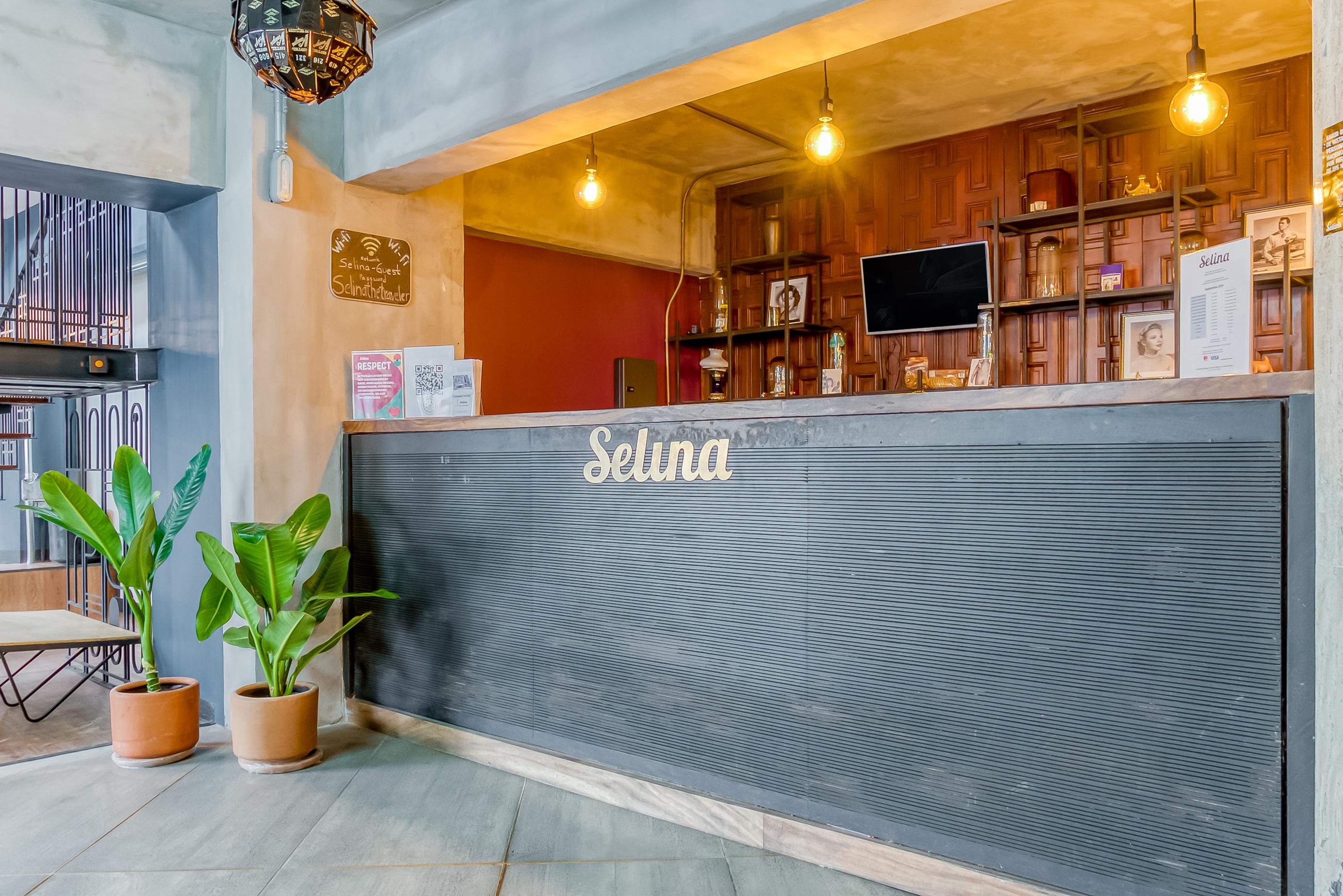Selina Downtown Hotel