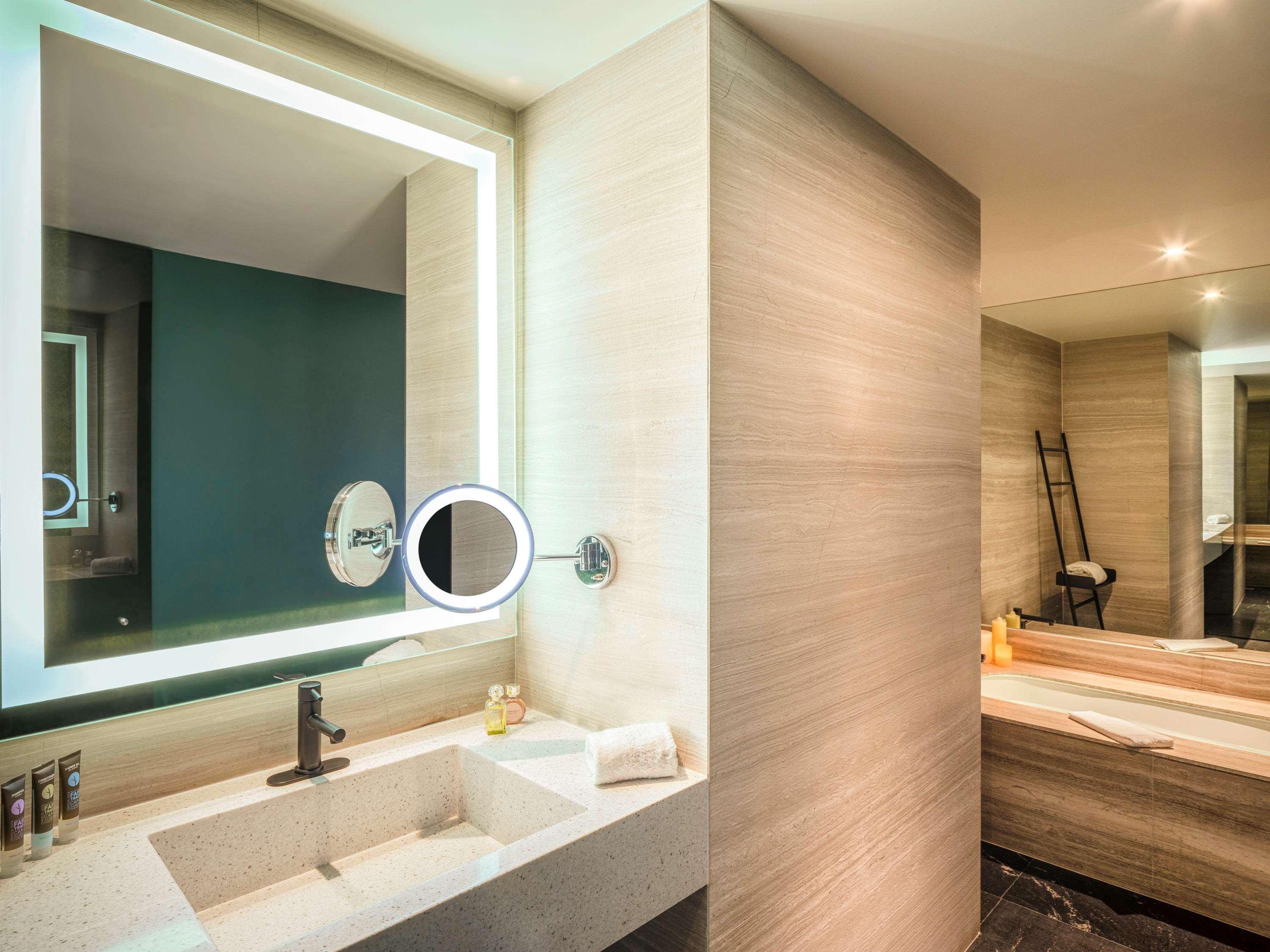 Novotel Mexico Toreo Hotel