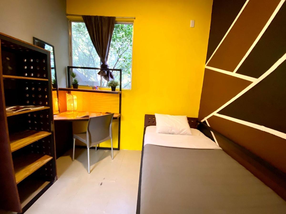 Roomies Parque Guest house *
