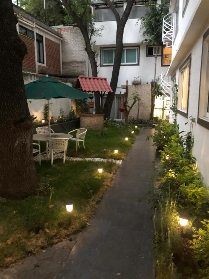 Almendra Apartment *