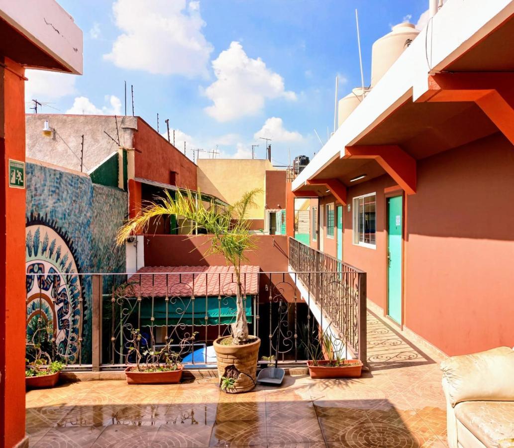 Plaza Mayor Guest house 3*
