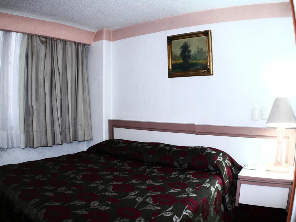 Hotel Reforma Avenue 3*