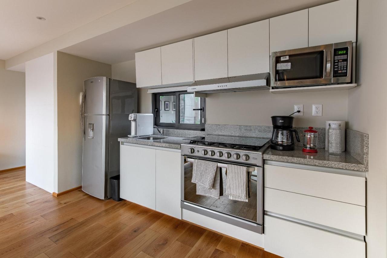Modern La Condesa Pet Friendly Apartment *