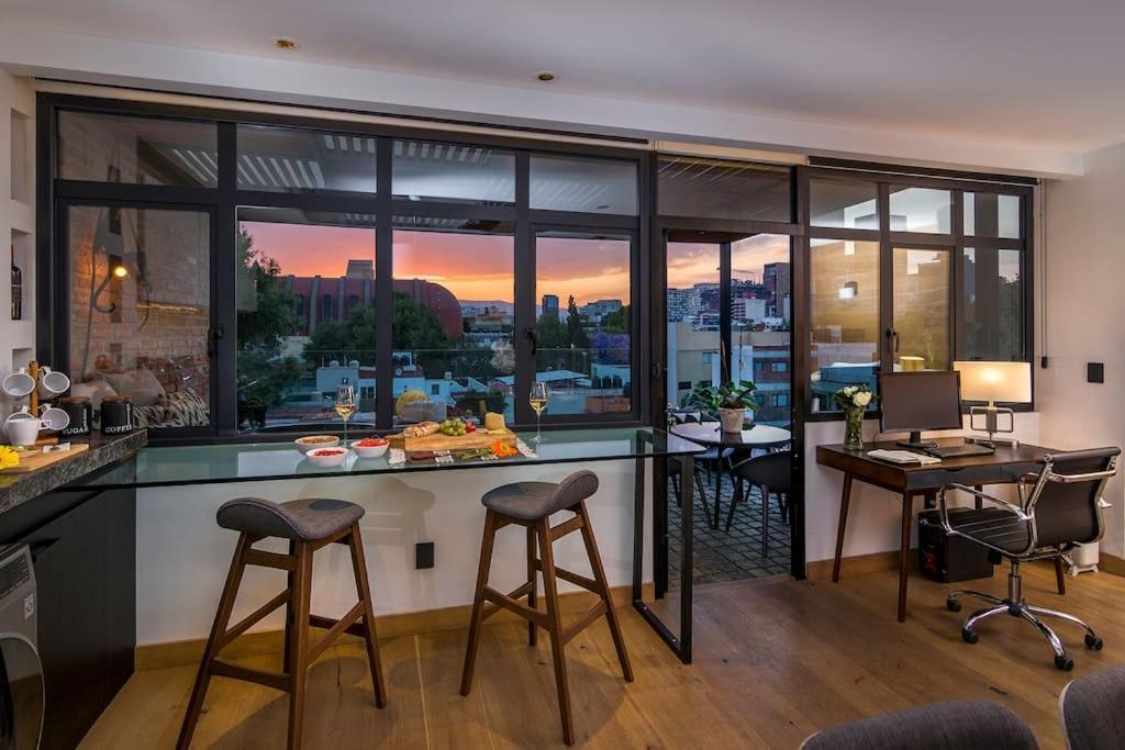 Fantastic Chic Penthouse Private Terrace & Jacuzzi Apartment