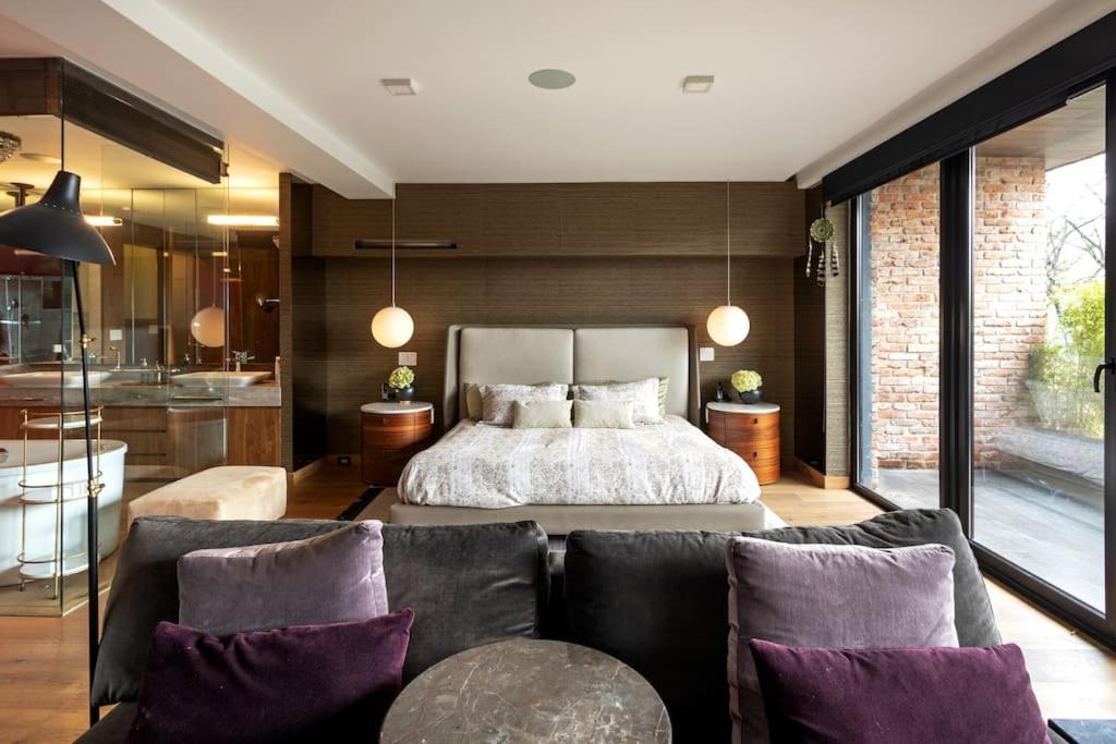 Apartment Luxurious Penthouse Oasis