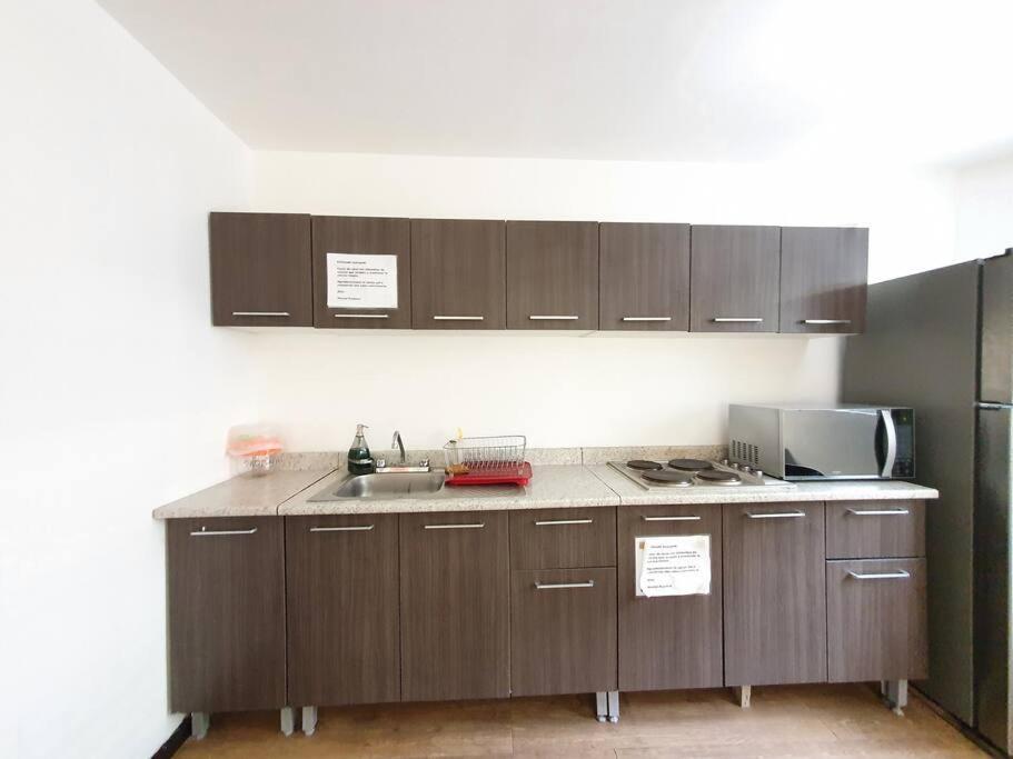 Privada En Polanco Cerca Del Metro Hostal