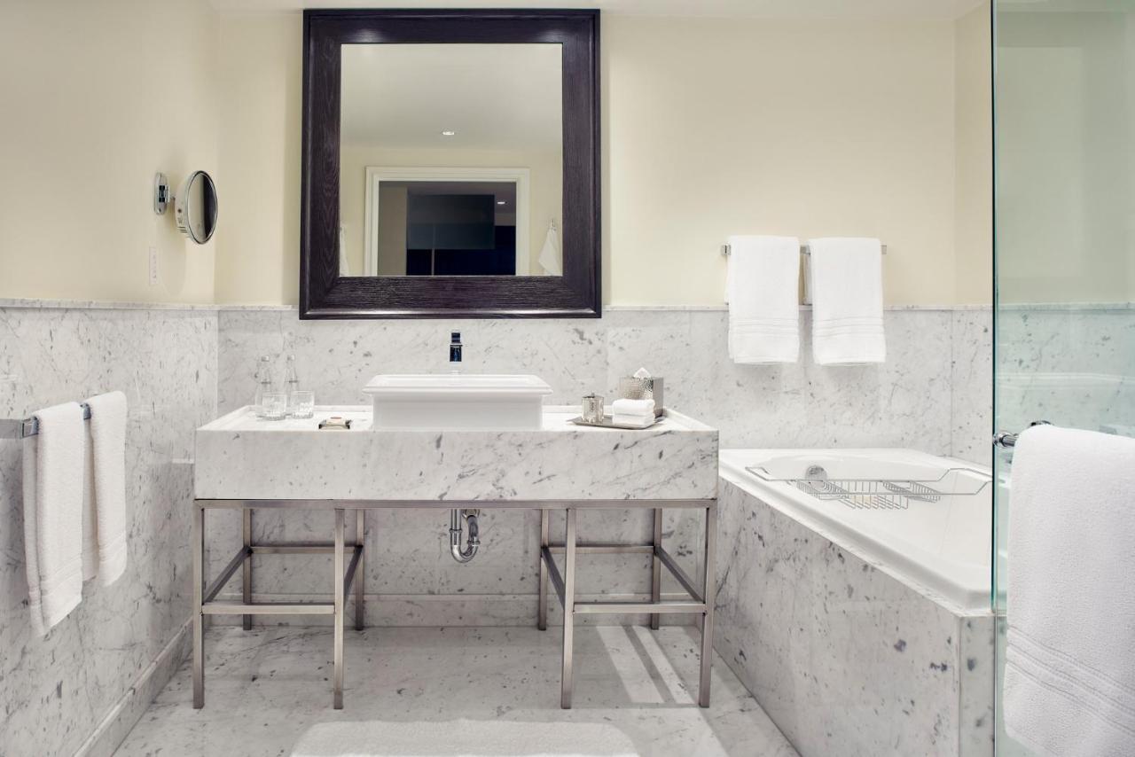 Hotel Four Seasons 5*