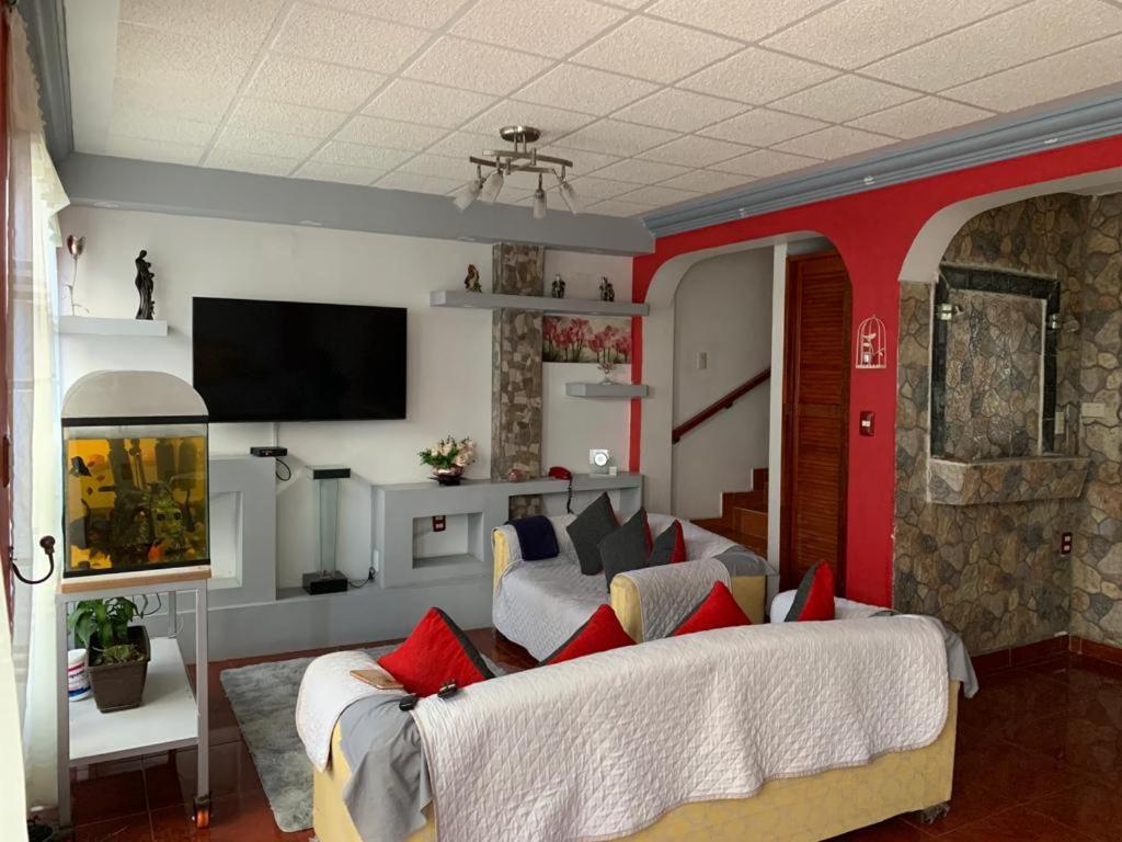 Homestay Hermosa Casa A 10 Minutos Del Aeropuerto