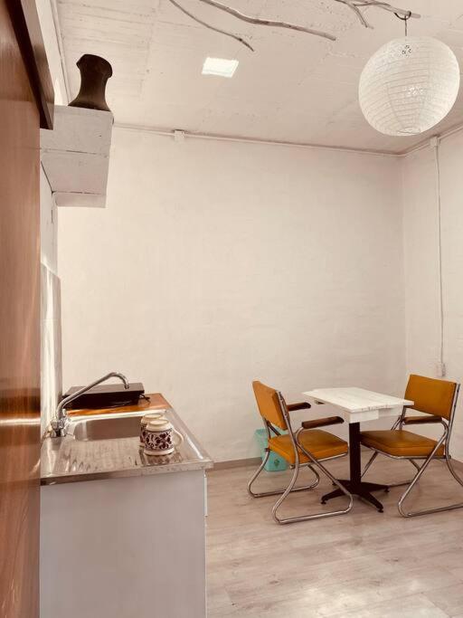 Casita Cerca De T1 Y T2 Del Aeropuerto Y Foro Sol Apartamento México DF