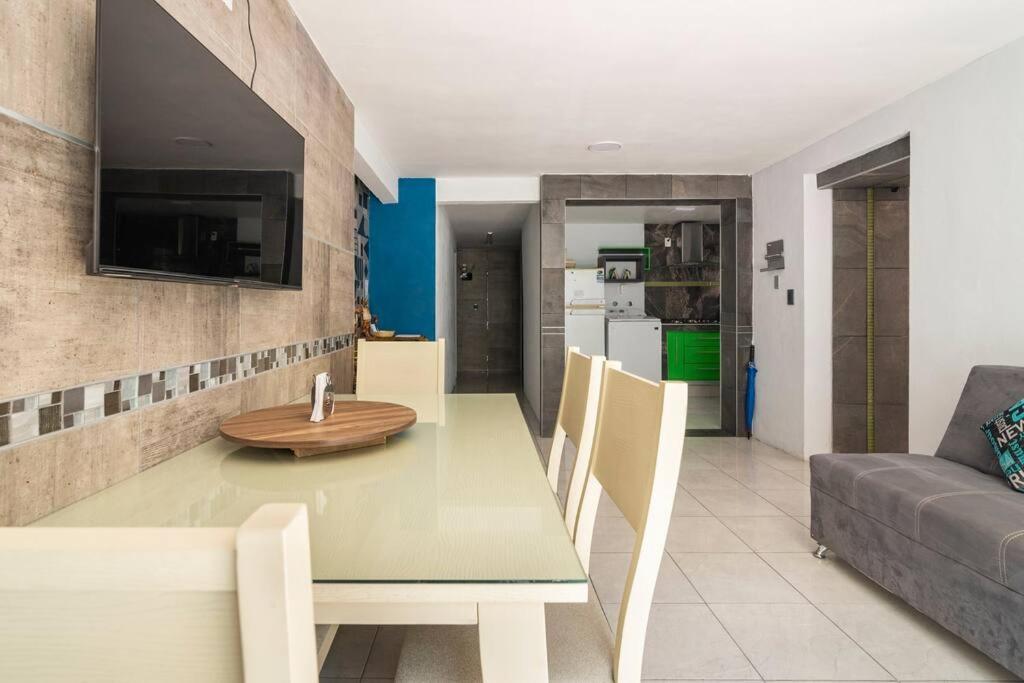 Lui Confortable Moderna Con Bano Privado Apartment *