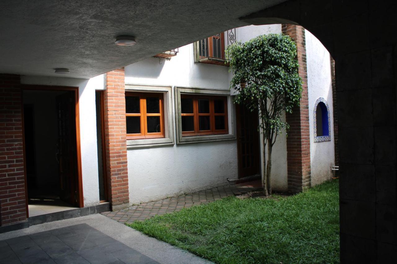 Casa Frida Coyoacan Bed & Breakfast Mexico City