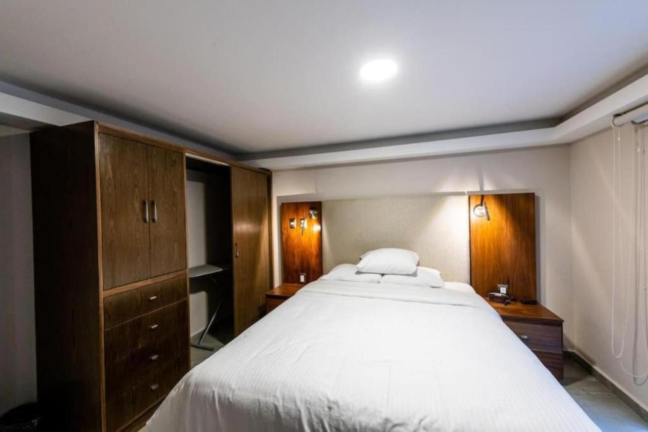 Inn Rochester 10 Mexico City