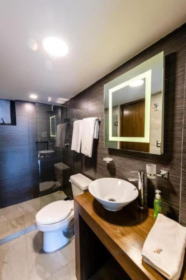 Inn Rochester 10 3*
