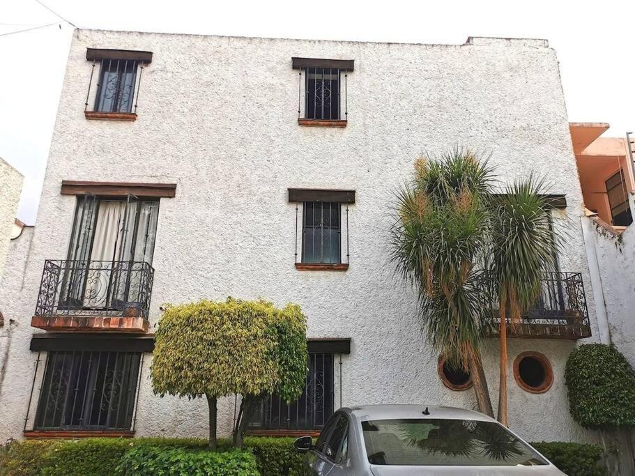 Casa Ayvar. Espectacular Colonial En El Corazon De Coyoacan. Villa *