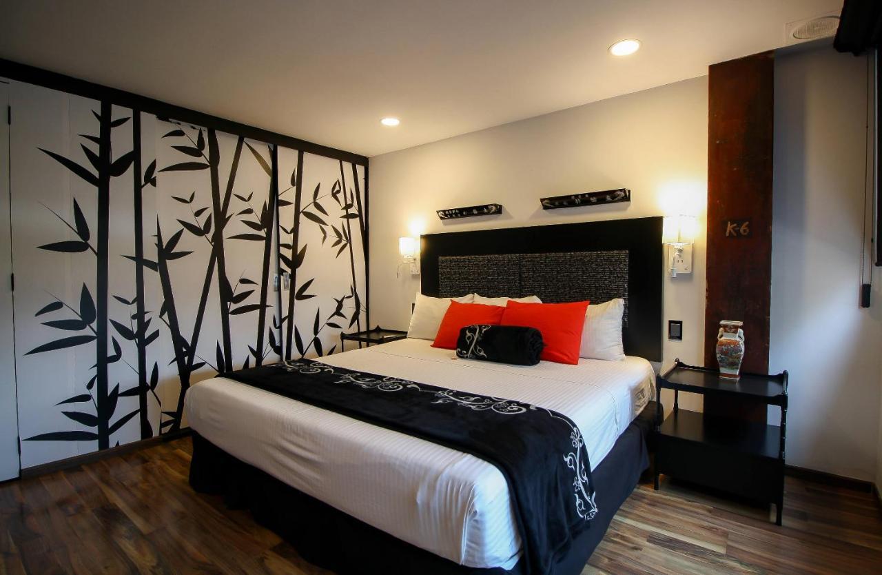 Black Boutique 4*