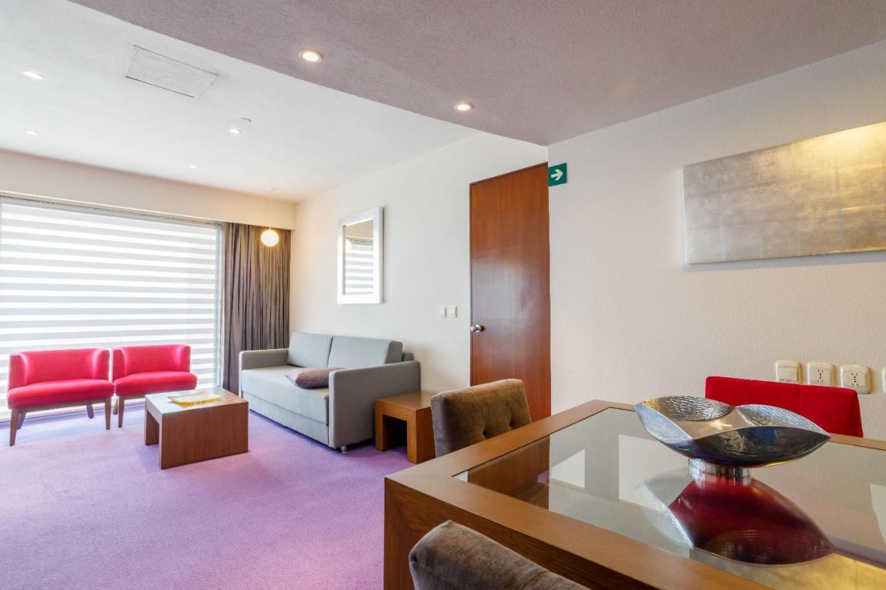 Camino Real Pedregal Hotel