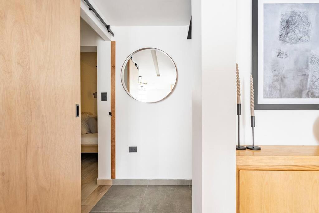 Charming 2br 2ba Historic Building Few Steps Parque Espana In Trendy Colonia Condesa
