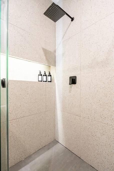 Apartamento Charming 2br 2ba Historic Building Few Steps Parque Espana In Trendy Colonia Condesa