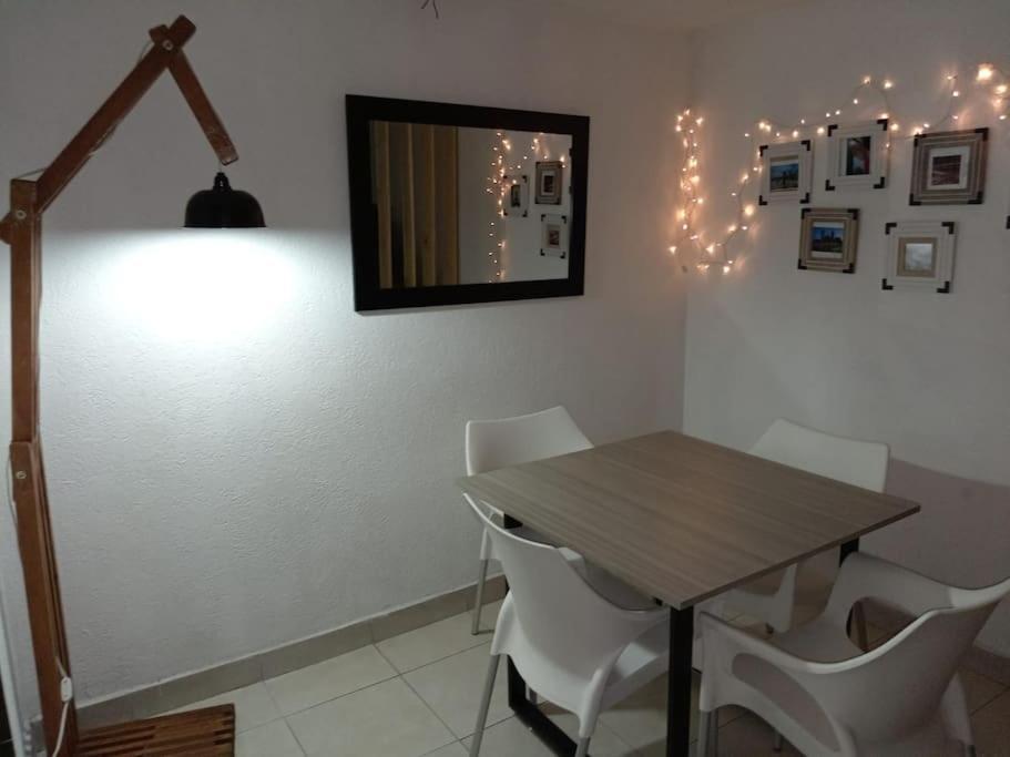 Departamento Cerca Del Aeropuerto/ Buena Ubicacion Apartment