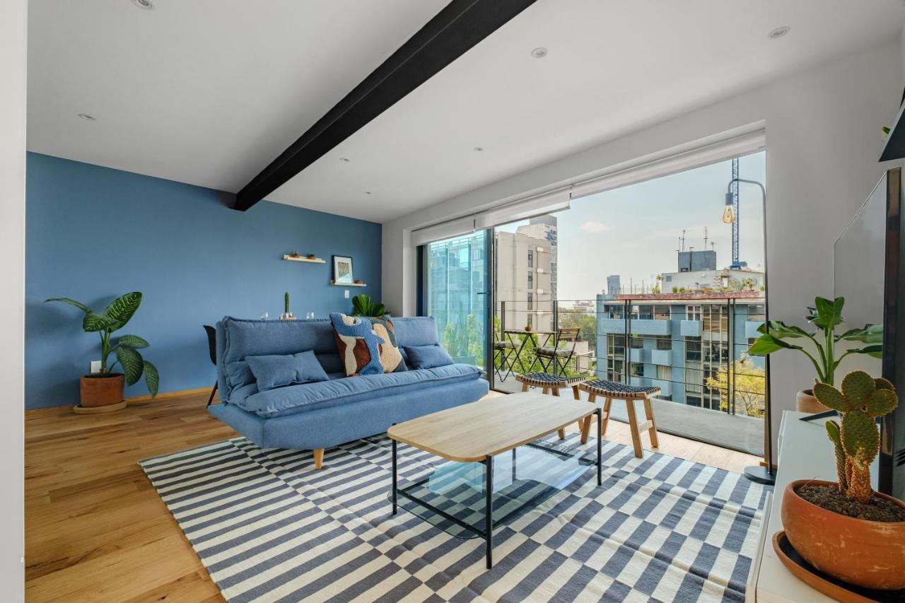 Modern La Condesa Pet Friendly