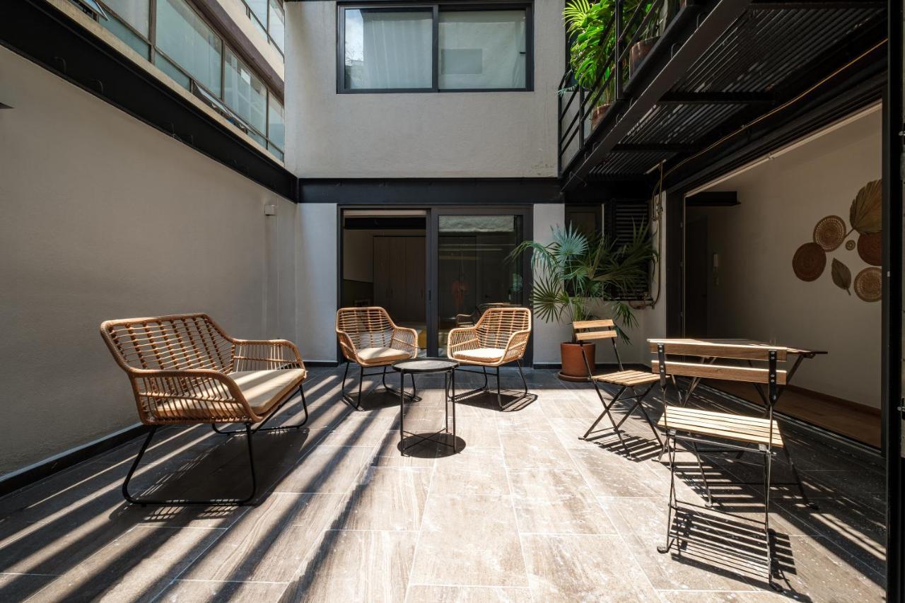 Modern La Condesa Pet Friendly Apartment Mexico City