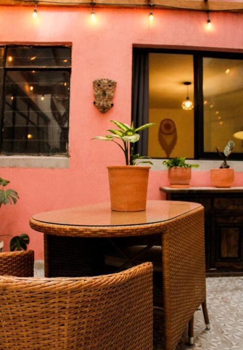 New Mex Inspired Bo-ho Chic With Private Patio And Roof Terrace *