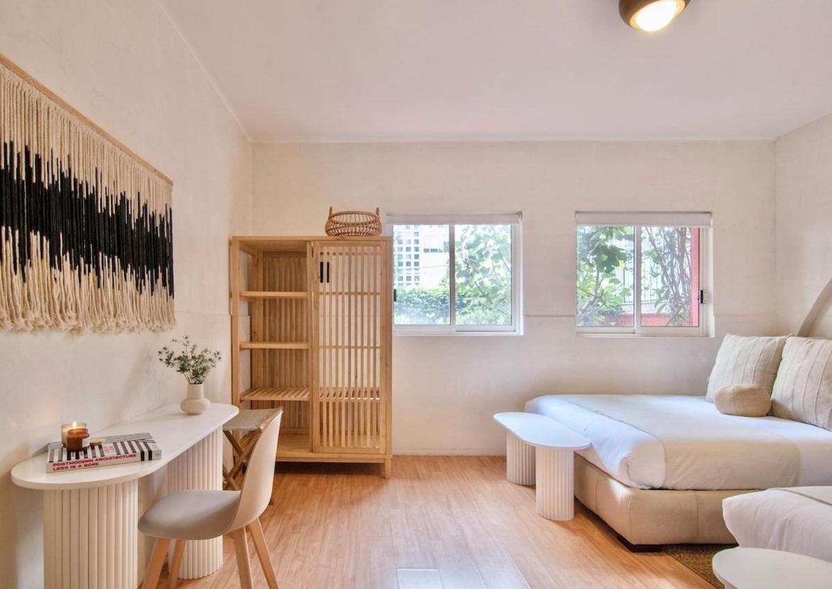 Stunning House Steps From Masaryk, Polanco *