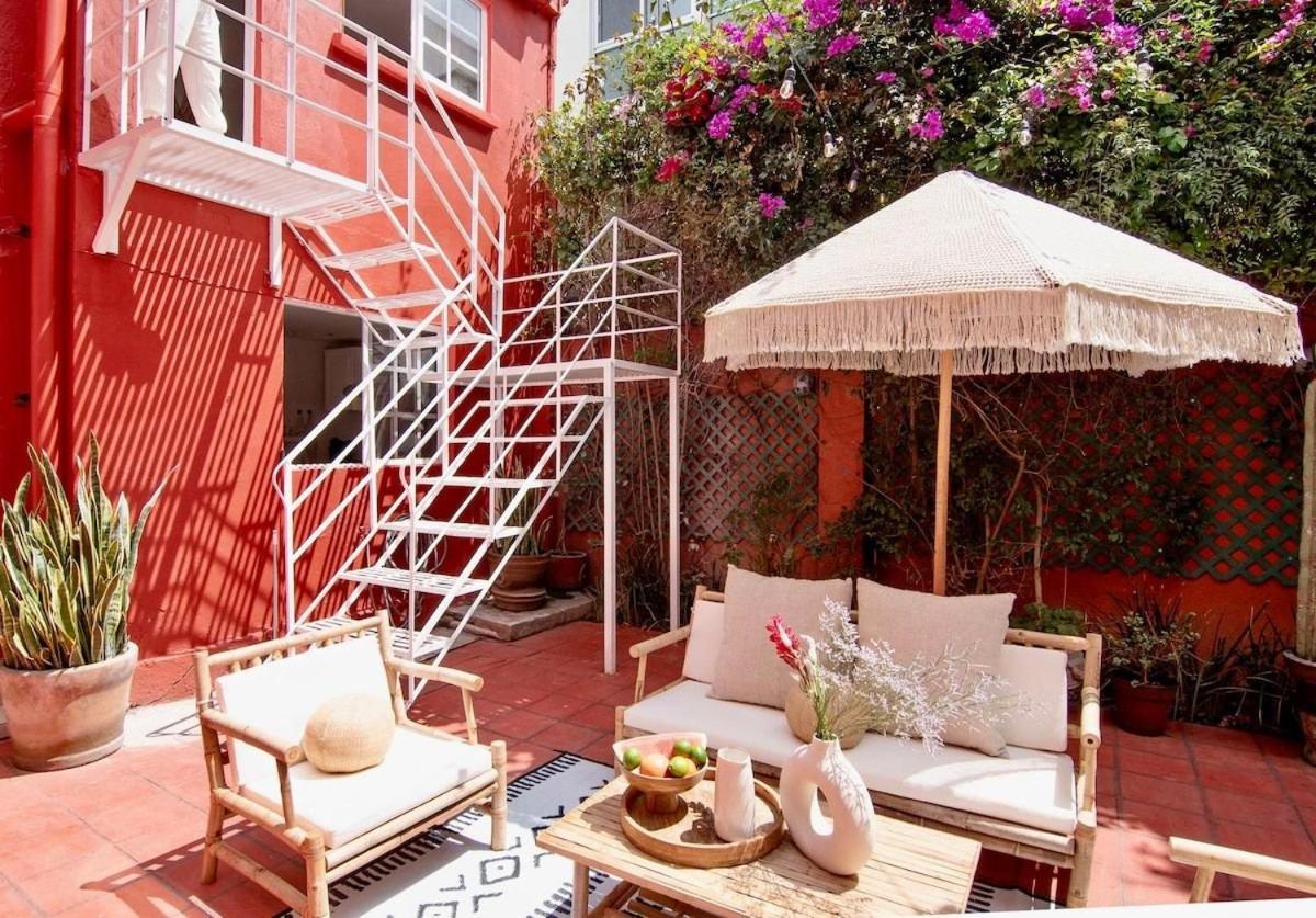 Stunning House Steps From Masaryk, Polanco Villa