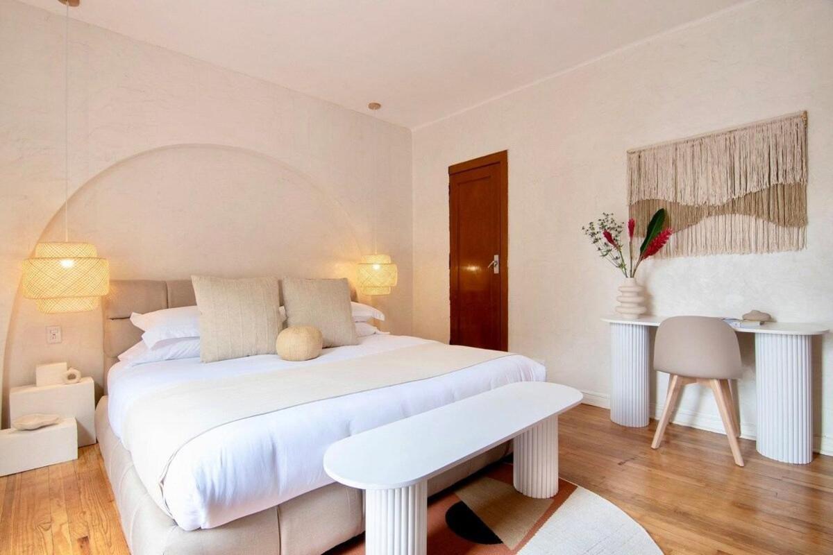 Stunning House Steps From Masaryk, Polanco Villa Mexico City