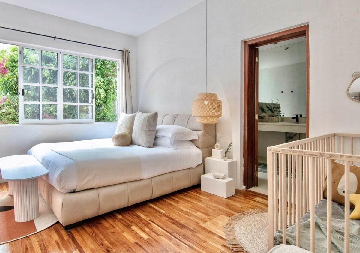 Villa Stunning House Steps From Masaryk, Polanco