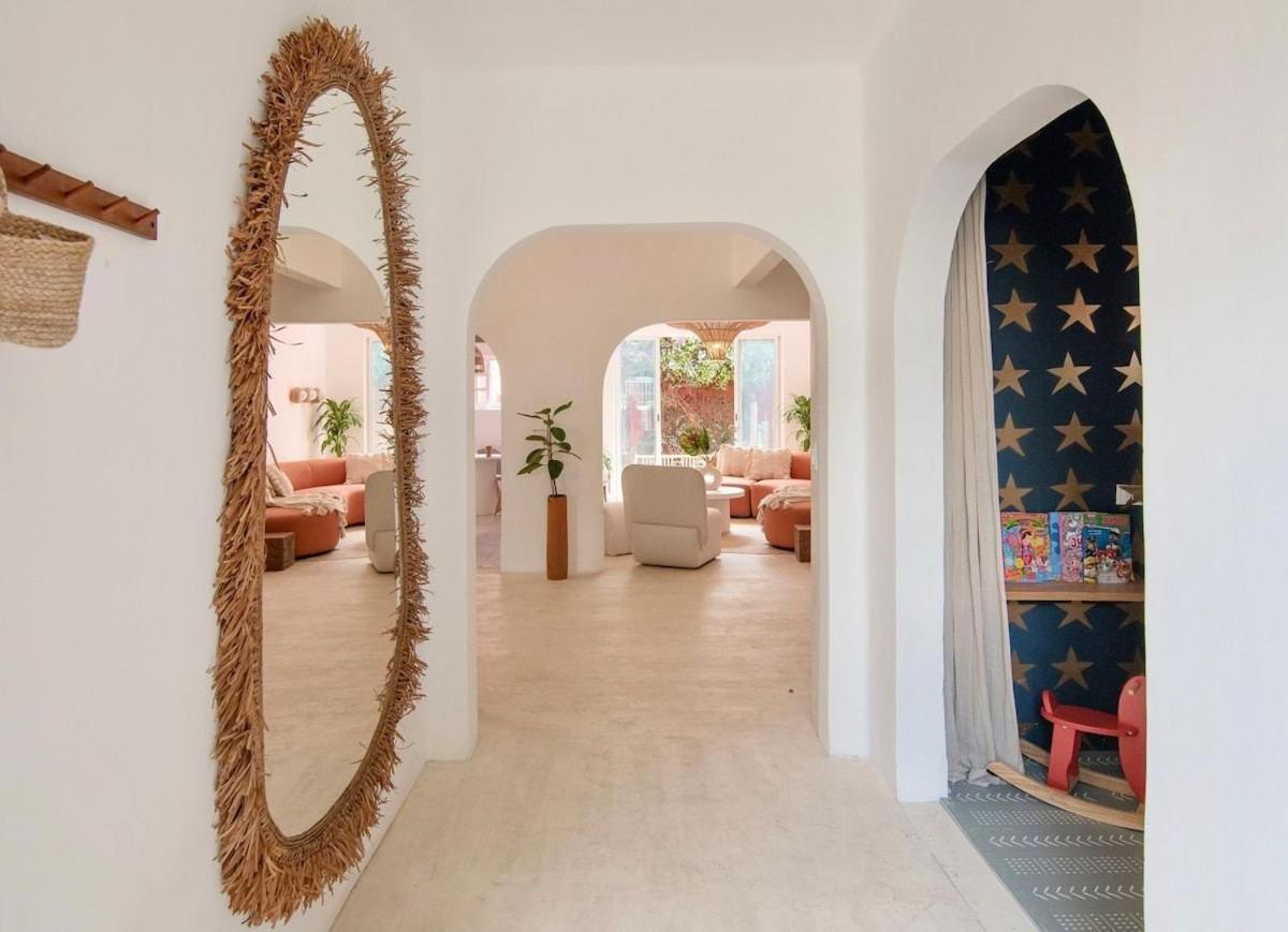 Stunning House Steps From Masaryk, Polanco *