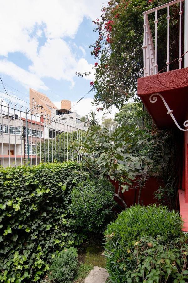 Stunning House Steps From Masaryk, Polanco Villa Mexico City