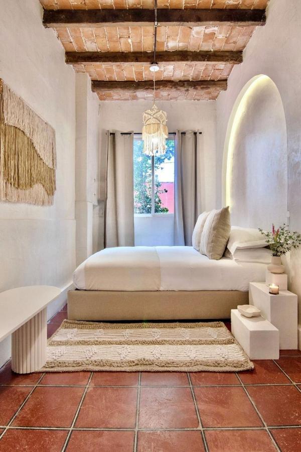 Stunning House Steps From Masaryk, Polanco Mexico City