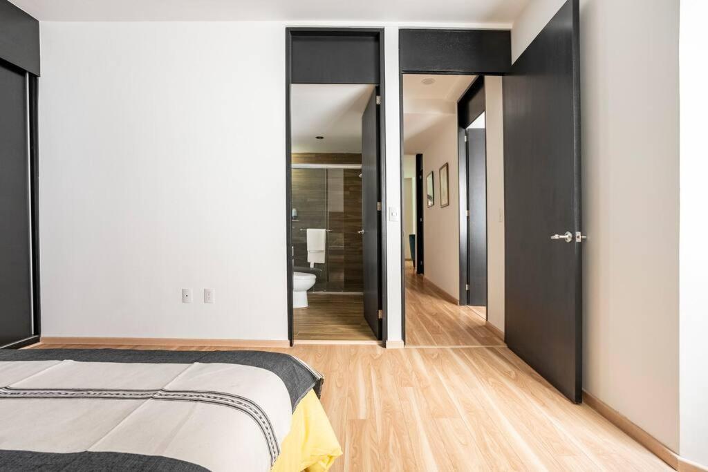 Heart Of The City, Apartment Mexico City