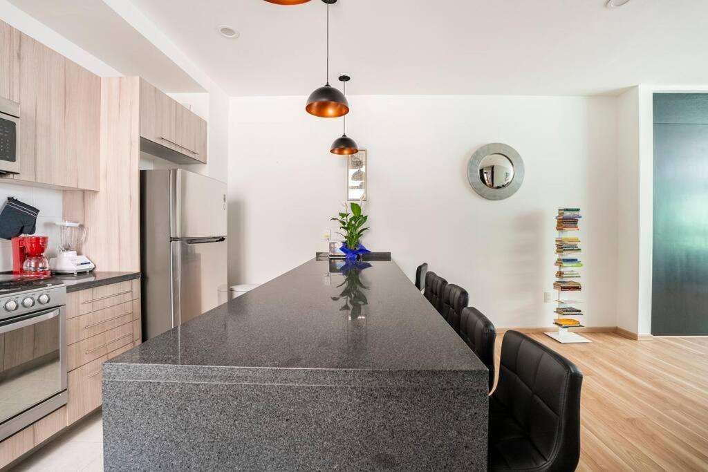 Heart Of The City, Apartamento