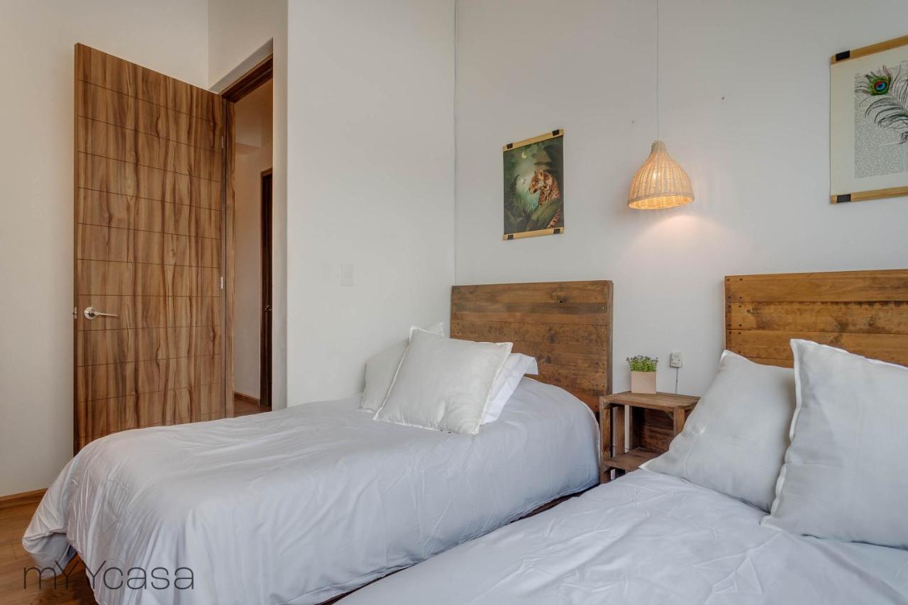 Private Balcony Infinity Pool & Rooftop In La Roma - Queretaro
