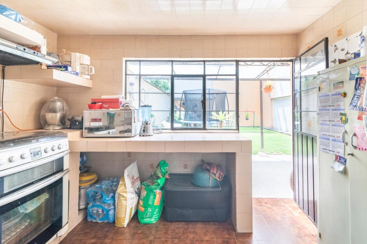 Homestay Cozy Bedroom At 5 Min Airport T1 & T2 Mexico City