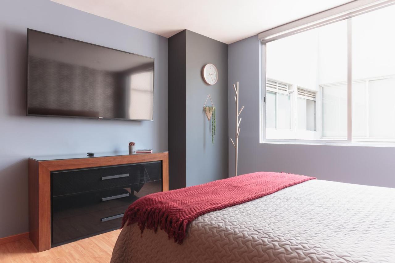 4 High-end With A Private Rooftop In Exclusive Roma Norte For Up To 22 Guests
