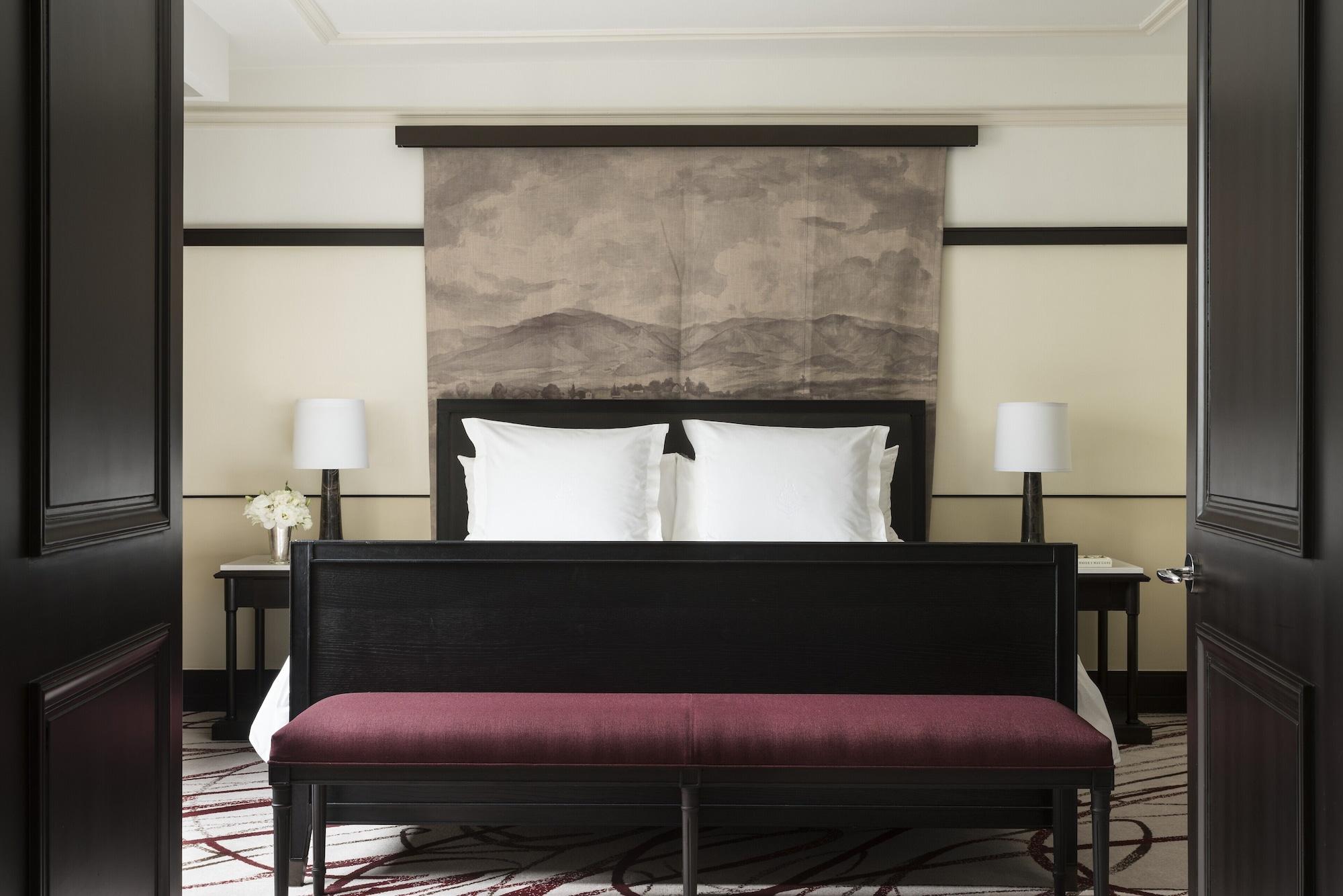 Four Seasons 5*